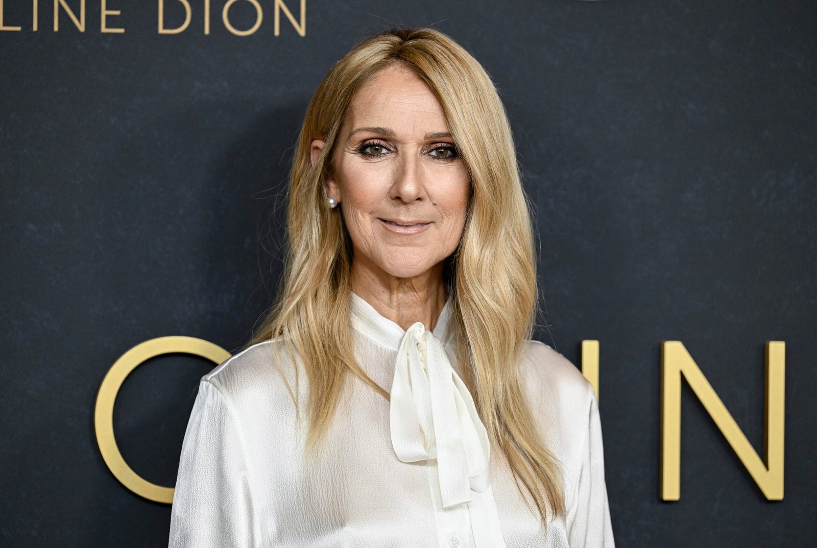 Céline Dion e a Síndrome da Pessoa Rígida: Desafios, Diagnóstico e a Retomada nos Palcos