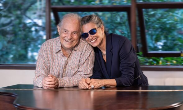 Francis Hime e Simone Navegam Juntos em ‘Embarcação’: Encontro Musical Inédito no Rio