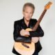 Ex-Fleetwood Mac Lindsey Buckingham Atacado por Stalker com Substância Desconhecida