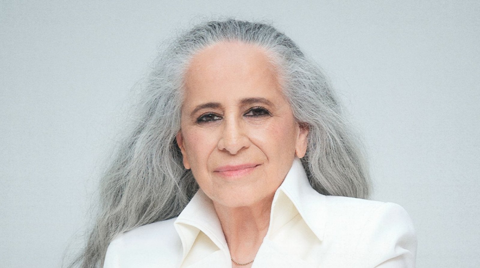 Lançamento Literário Celebra os 80 Anos de Maria Bethânia com ‘Toca Maria Bethânia pra ela’ Lançamento Literário Celebra os 80 Anos de Maria Bethânia com ‘Toca Maria Bethânia pra ela’