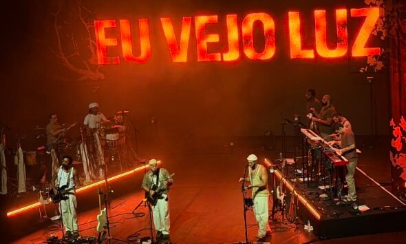 Gilsons: A Evolução Musical e a Conexão com o Público na Turnê ‘Eu Vejo Luz’