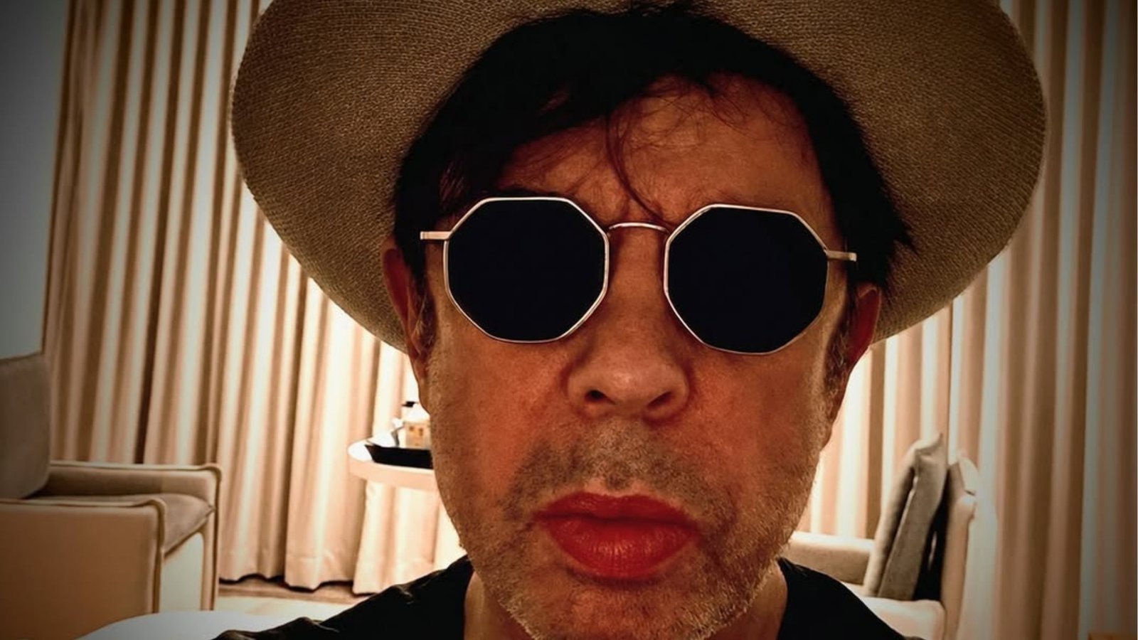 Ian McCulloch, Vocalista do Echo & the Bunnymen, sofre acidente e show é reagendado Ian McCulloch, Vocalista do Echo & the Bunnymen, sofre acidente e show é reagendado
