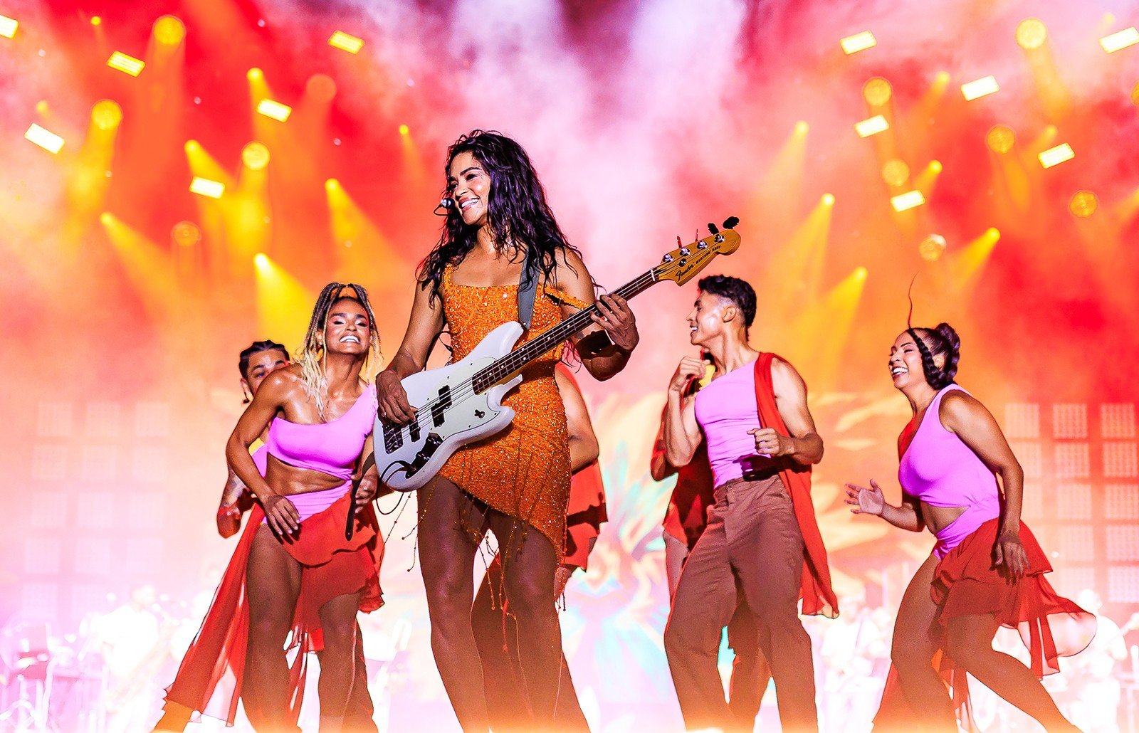 Lucy Alves Lança Álbum ‘Ao Vivo em João Pessoa’ com Participações de Elba Ramalho e Destaques Musicais Lucy Alves Lança Álbum ‘Ao Vivo em João Pessoa’ com Participações de Elba Ramalho e Destaques Musicais