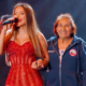 Walkyria Santos e a Força do Amor Maternal em ‘Wal com Vida’: Uma Homenagem Emocionante no Palco