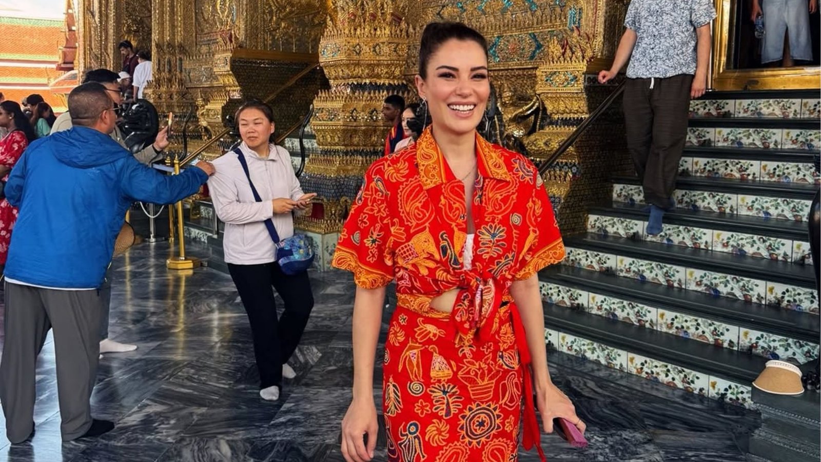 Ece İrtem: Atriz de ‘Coração de Mãe’ Morre de Ataque Cardíaco, Mas Família Pede Mais Investigações Ece İrtem: Atriz de ‘Coração de Mãe’ Morre de Ataque Cardíaco, Mas Família Pede Mais Investigações