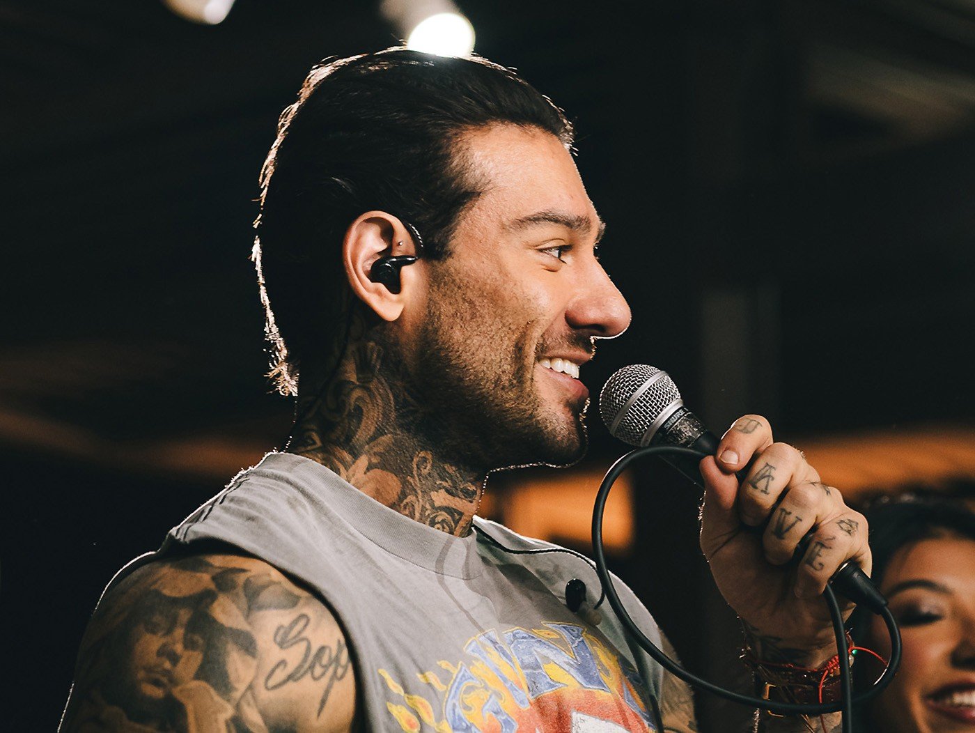 Lucas Lucco Lança ‘Deu Rock’: Fusão Inédita de Clássicos do Rock Internacional com Piseiro