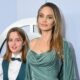 Vivienne Jolie-Pitt: Filha de Brad Pitt e Angelina Jolie Avança em Pedido de Mudança de Sobrenome