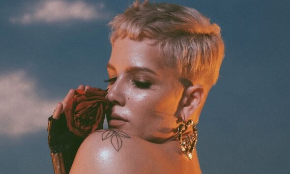 Halsey: A Batalha Contínua da Cantora Contra Doenças Crônicas e Raras, da Endometriose ao Lúpus e Câncer no Sangue