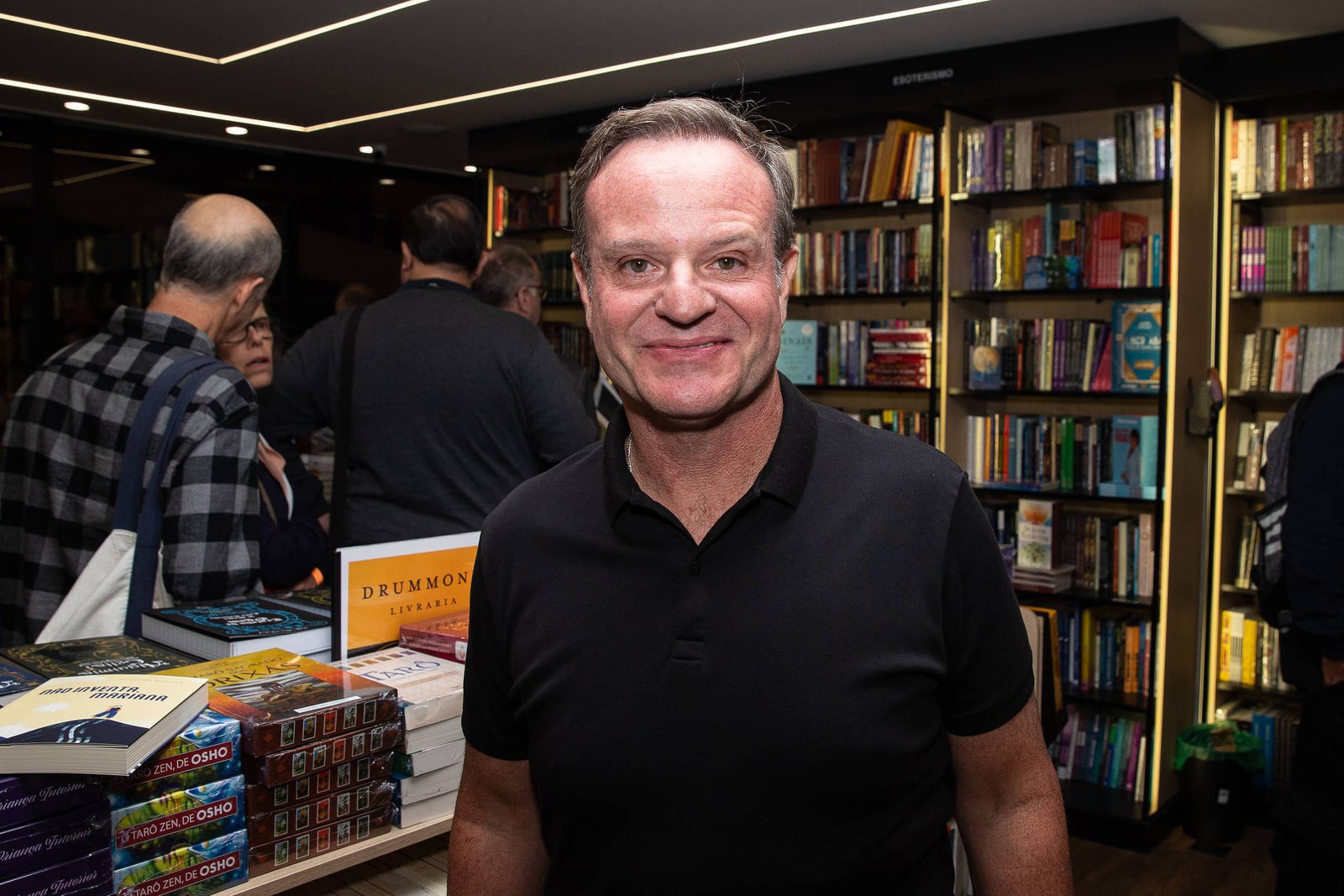 Rubens Barrichello: Da Pista Global à Vida Pessoal em Destaque