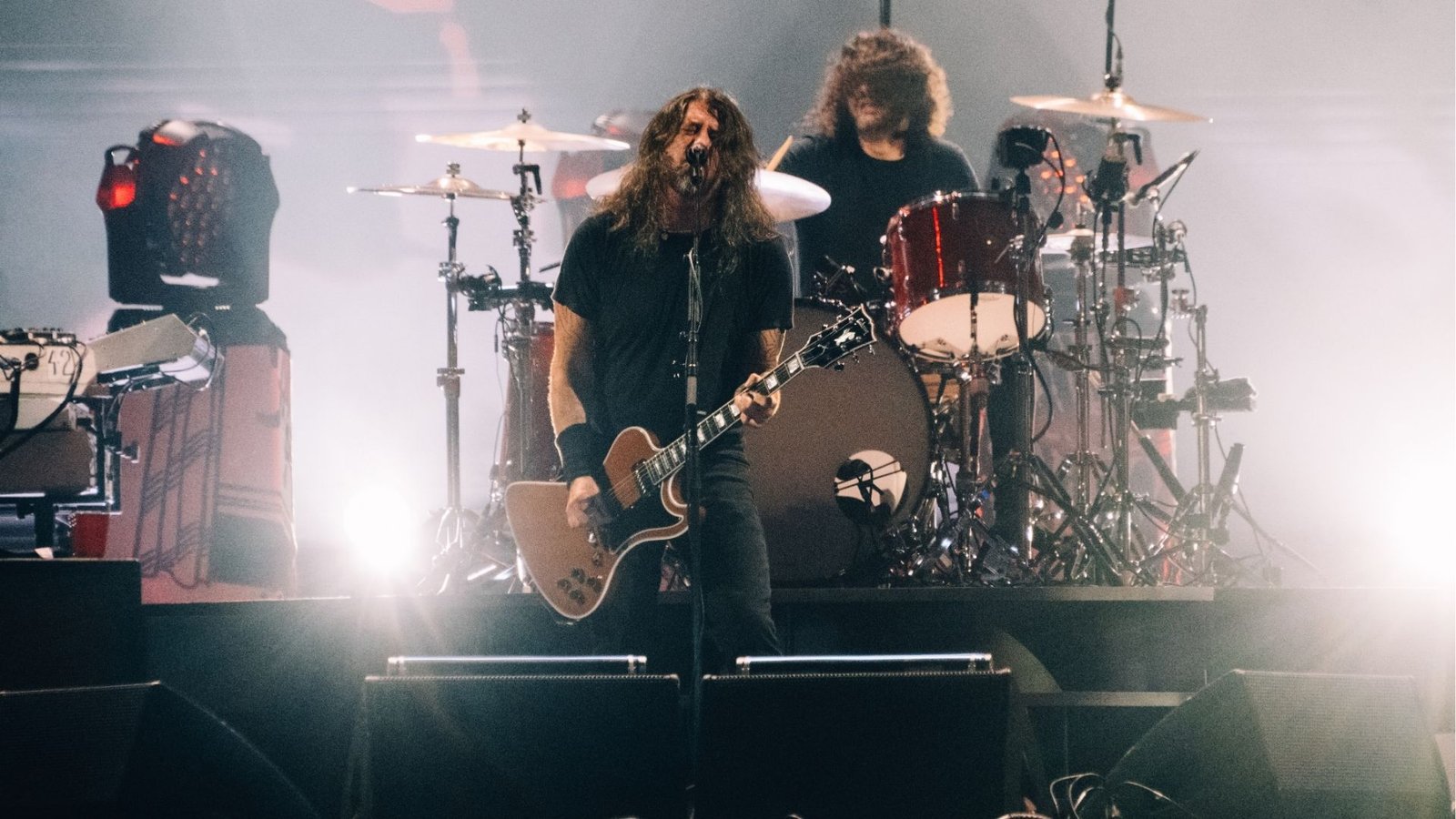Foo Fighters no Rock in Rio: A Resiliência de uma Lenda do Rock Diante do Caos Foo Fighters no Rock in Rio: A Resiliência de uma Lenda do Rock Diante do Caos