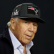 Robert Kraft: O Bilionário da NFL no Centro da Polêmica da Turnê de Ed Sheeran