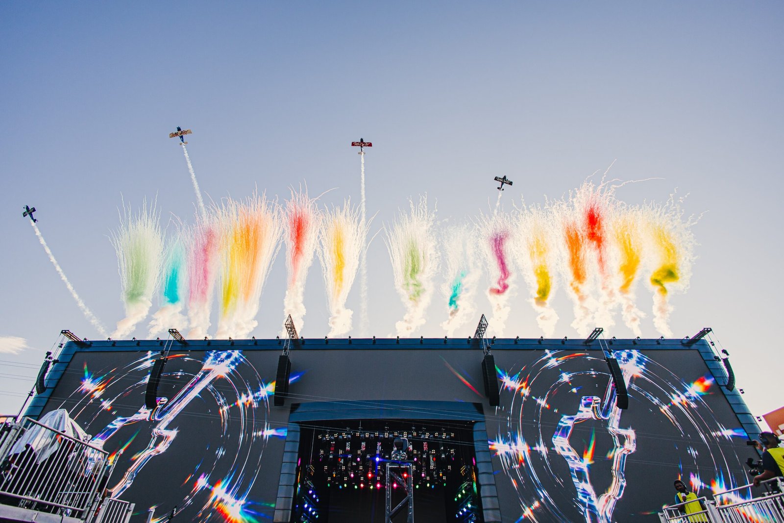 Rock in Rio: Voo Acrobático Radical Busca Aventureiros no Último Dia do Festival