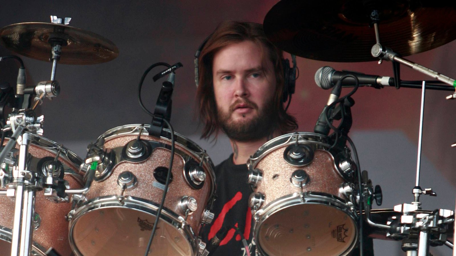 A Tragédia de The Rev: A Perda do Baterista do Avenged Sevenfold e Seu Legado Duradouro A Tragédia de The Rev: A Perda do Baterista do Avenged Sevenfold e Seu Legado Duradouro