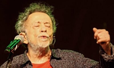 Tom Zé Completa 90 Anos e Lança Álbum ‘Relicário’ com Show Histórico de 1996