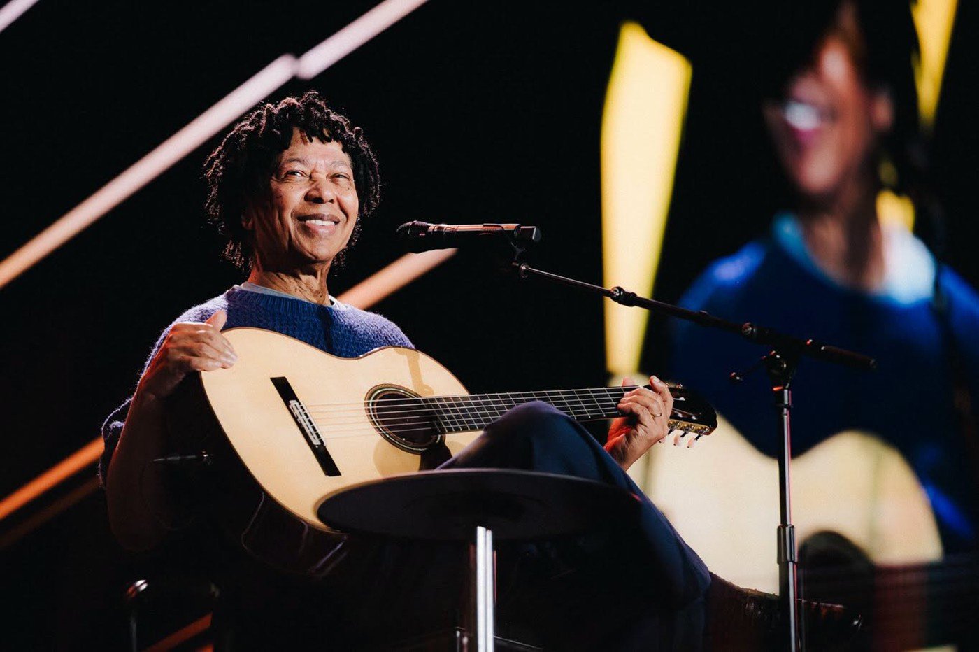 O Fenômeno Djavan: A Onda de Homenagens e o Reconhecimento em Vida O Fenômeno Djavan: A Onda de Homenagens e o Reconhecimento em Vida