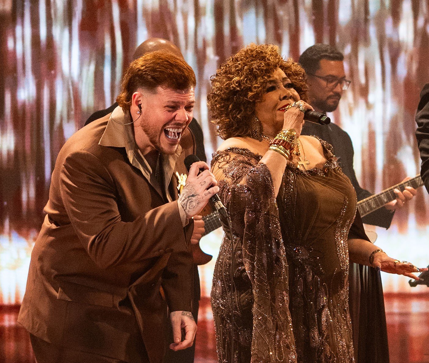 Música: Ferrugem Lança Álbum Audiovisual em Homenagem a Alcione