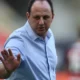 São Paulo x Bahia: Rogério Ceni no Centro de um Duelo com Repercussão Esportiva, Cultural e Midiática