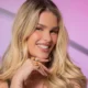 A Controvérsia Digital: Luiza Brunet Esclarece Remoção de Post em Apoio à Filha Yasmin no Caso Vorcaro