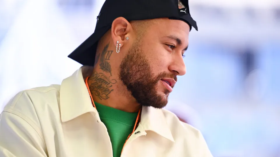 Neymar no Centro da Polêmica: Reação a Vídeo Sobre Manifestante e Marielle Franco Acende Debates