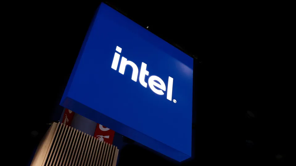 Intel Alerta: Preços da RAM em Ascensão e Perspectivas Desafiadoras no Mercado Global de Tecnologia