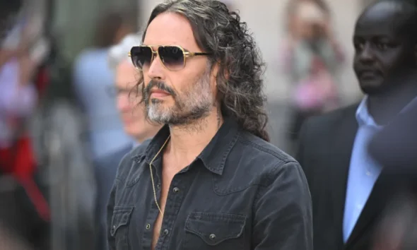 Julgamento de Russell Brand Começa no Reino Unido: Reflexos no Entretenimento e na Sociedade