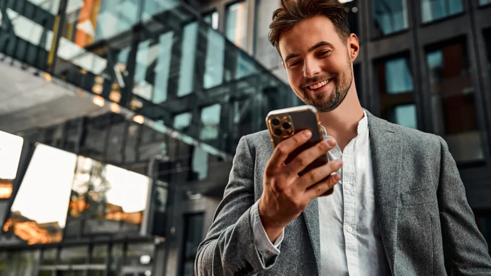 Segurança Móvel: Soluções Essenciais Contra Golpes e Ameaças Digitais Segurança Móvel: Soluções Essenciais Contra Golpes e Ameaças Digitais