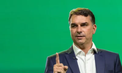 Flávio Bolsonaro Contesta Proibição de Bets pelo Governo Lula, Defendendo Segurança Jurídica e Regulamentação