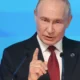 Alerta Global: Putin Ameaça Usar ‘Todo o Arsenal’ em Resposta a Ataque em Kaliningrado