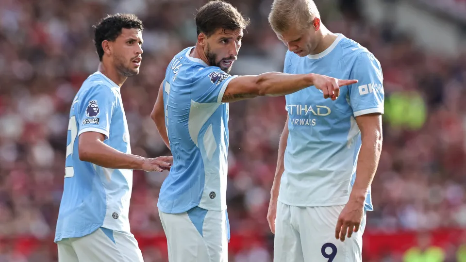 Escândalo Sem Precedentes: Manchester City e as Repercussões Globais no Futebol e na Mídia Escândalo Sem Precedentes: Manchester City e as Repercussões Globais no Futebol e na Mídia
