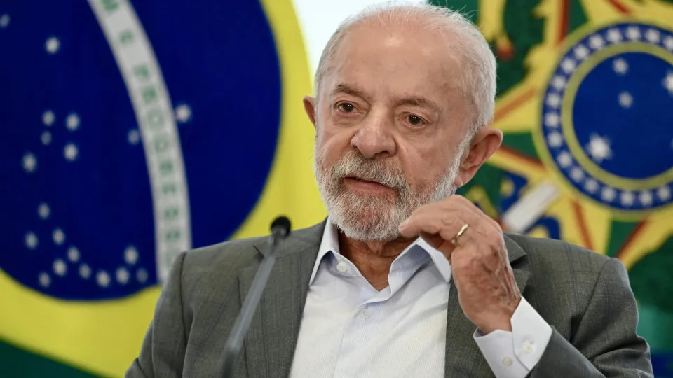 Lula Acusa PL de Obstruir Votação sobre o Fim da Escala de Trabalho 6×1 Lula Acusa PL de Obstruir Votação sobre o Fim da Escala de Trabalho 6×1