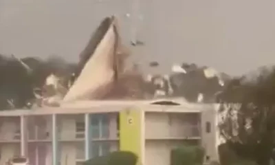 Furacão Isaías na Flórida: Ventos Violentos Arrancam Telhado de Hotel em Pensacola