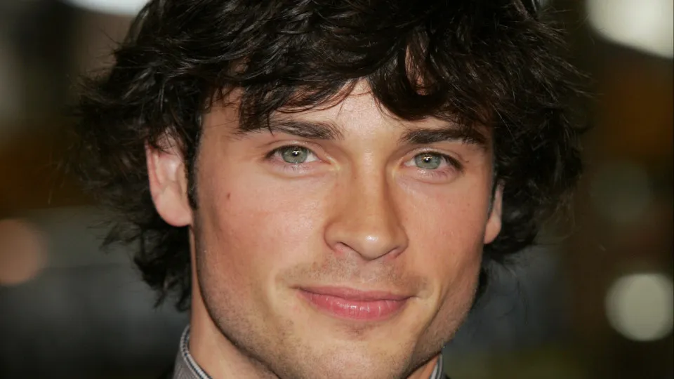 Tom Welling, Ator de Smallville, Gera Repercussão Após Publicação Acidental em Redes Sociais