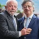 Ex-presidente Gustavo Petro convoca mobilização digital em apoio a Lula