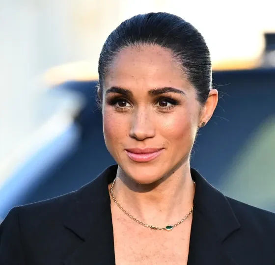 Meghan Markle: Acusações Contra o Pai e Carta Revelam Tensão Familiar